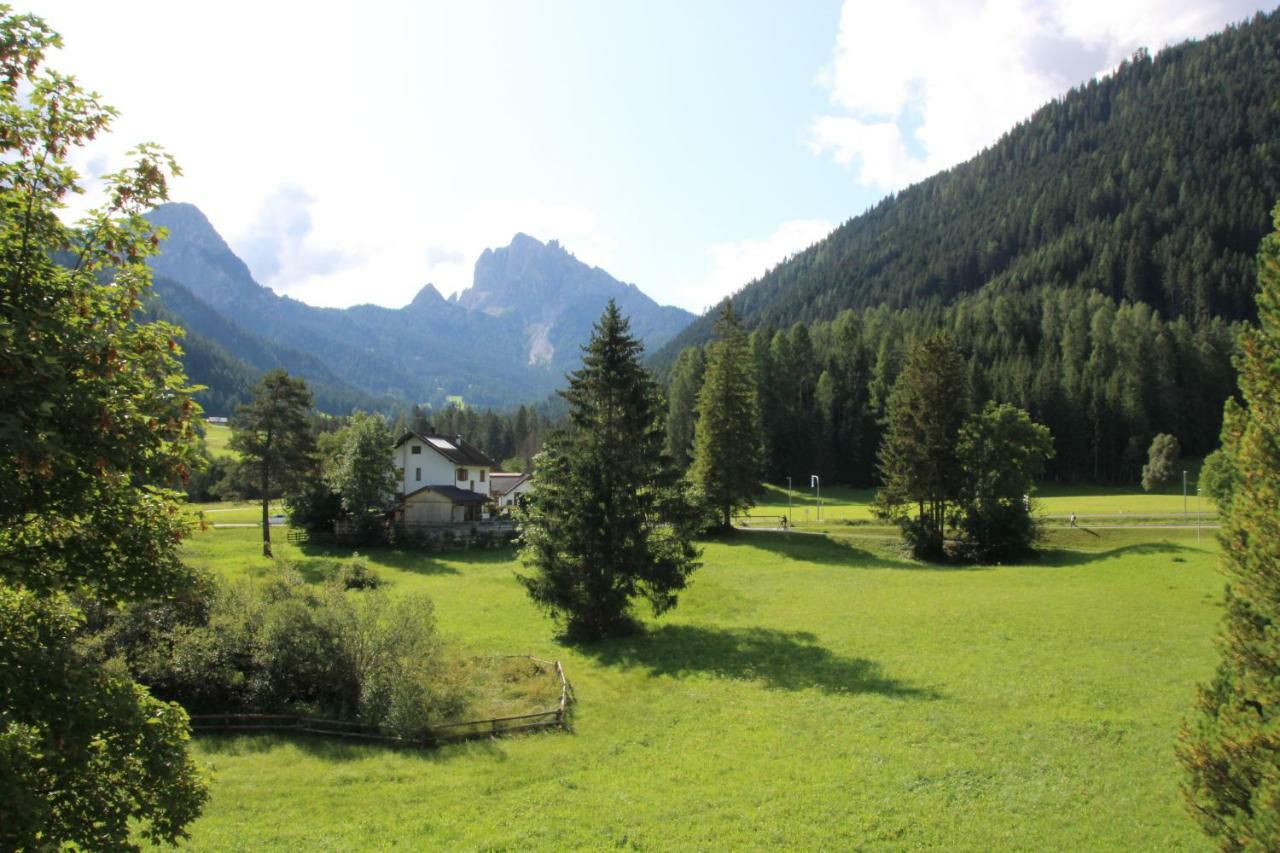 Garni Bergblick Hotel Braies  Luaran gambar